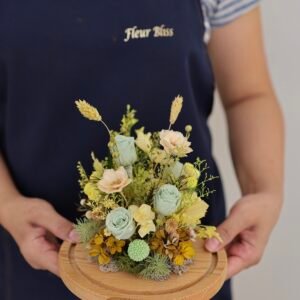 Alternative view of Glass Dome Floral