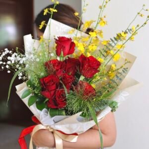 Red Roses Elegance Bouquet