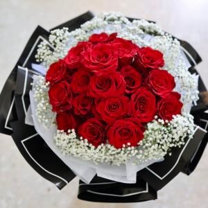 Alternative view of Valentine's Day Fresh Red Roses Bouquet