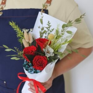 Alternative view of Valentine's Day Everlasting Real Red Roses Bouquet