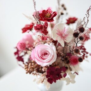 Alternative view of Fleur Bliss Preserved Table Arrangement – “Mum’s Grace”