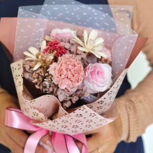 Alternative view of Fleur Bliss Preserved Bouquet – “Mum’s Blush”